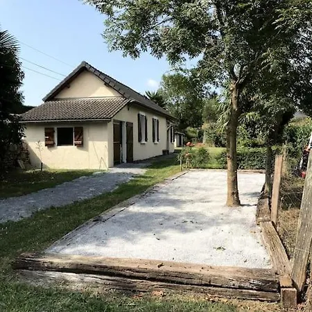 Petite Maison Independante Holiday home Nay (Pyrenees-Atlantiques)
